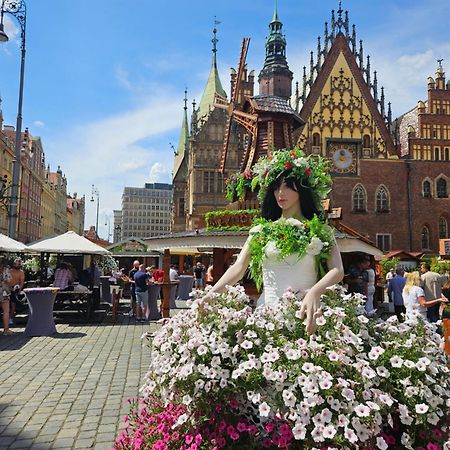 Apartamenty Hexus - Ofiar Oswiecimskich - Wroclaw Centrum Rynek エクステリア 写真