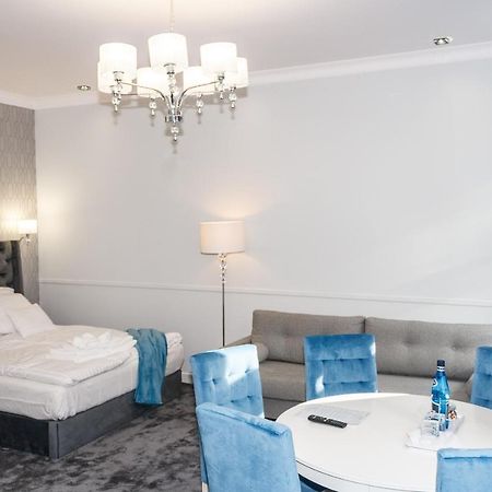 Apartamenty Hexus - Ofiar Oswiecimskich - Wroclaw Centrum Rynek エクステリア 写真