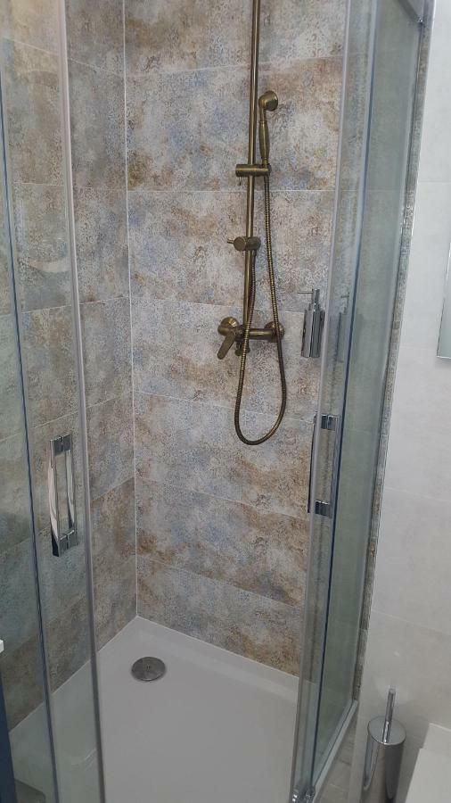 Apartamenty Hexus - Ofiar Oswiecimskich - Wroclaw Centrum Rynek エクステリア 写真