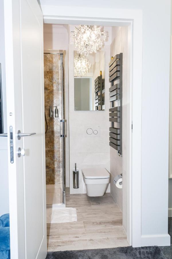 Apartamenty Hexus - Ofiar Oswiecimskich - Wroclaw Centrum Rynek エクステリア 写真